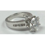 R# LADIES 14K WHITE GOLD ENGAGEMENT RING WITH CZ STONES 